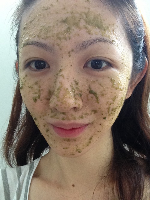 Hướng dẫn cách làm mặt nạ dưỡng da, trị mụn từ Bột trà xanh